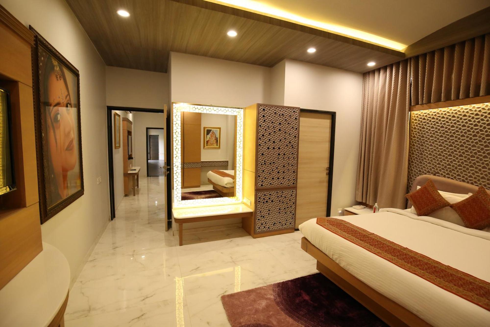 Neonz Resort & Club Anand Bagian luar foto