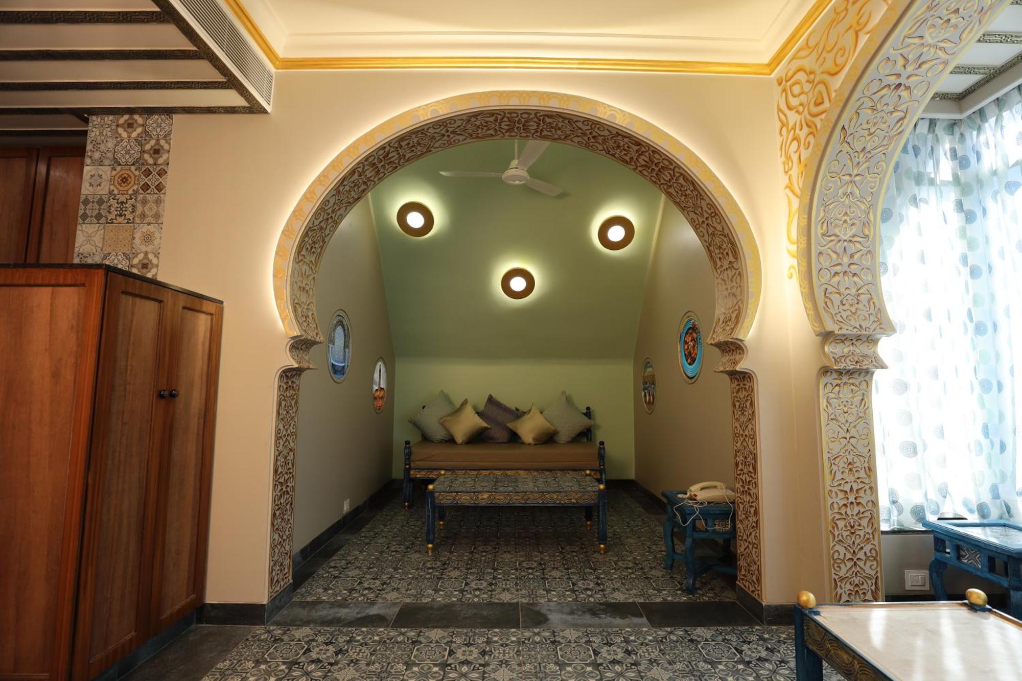 Neonz Resort & Club Anand Bagian luar foto